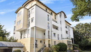 Bremen–Neue Vahr Südwest: Barrierefreie 3-Zimmer-Wohnung mit Balkon und TG-Stellplatz